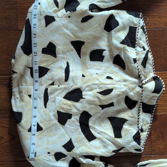 Saks Fifth Avenue - Vintage Silk Cropped Jacket - Picture 9 of 9